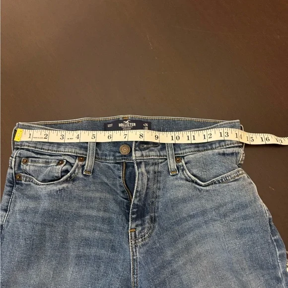 Hollister Men's Straight Blue Jeans - Picture 5 of 7